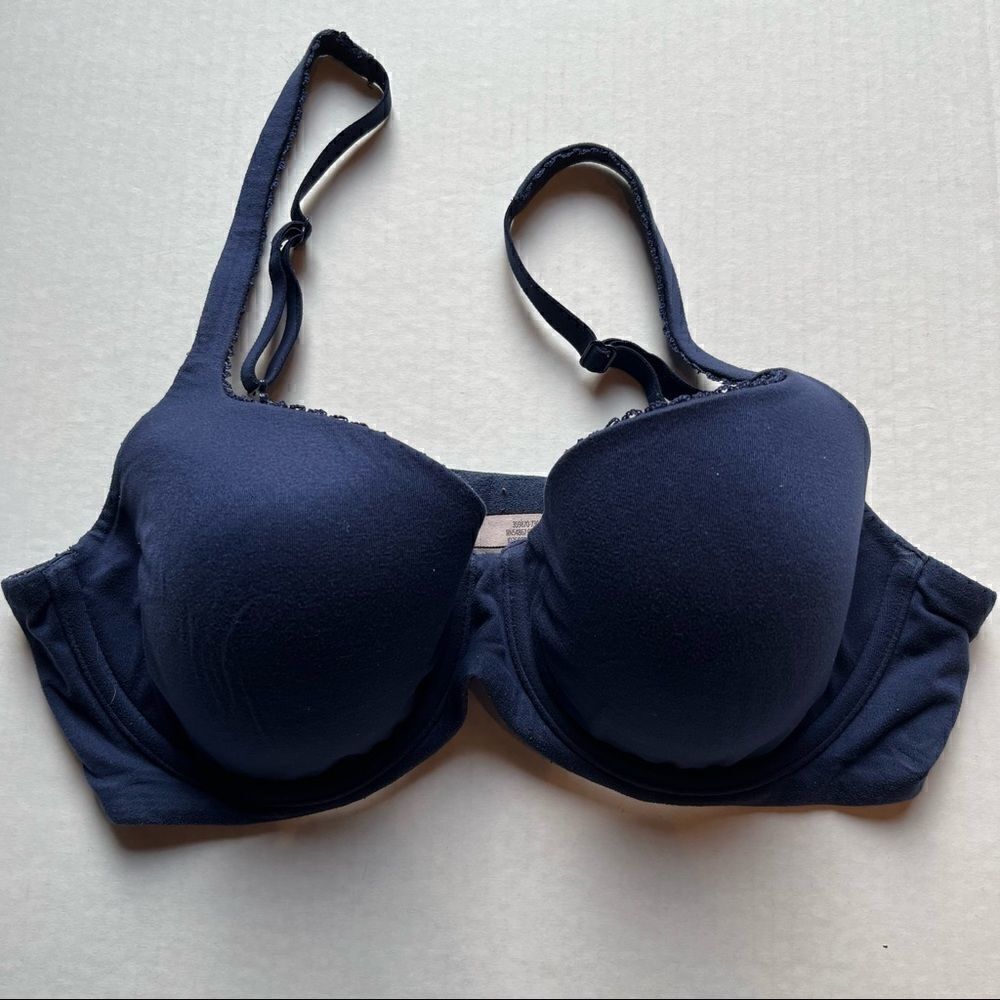 Victoria's Secret Bra 34D underwire padded lace trim adjustable straps